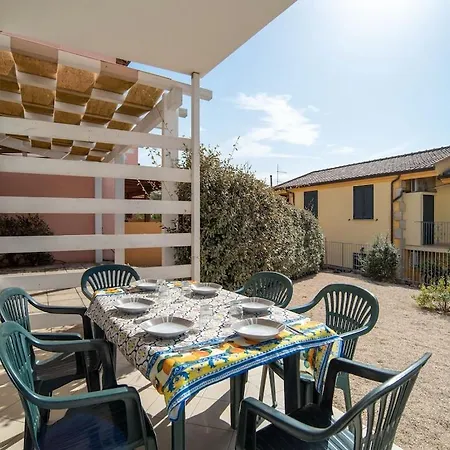 Simple Holiday In With Shared Swimming Pool Viddalba