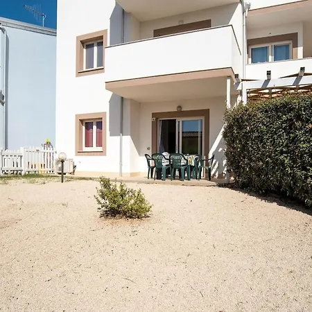 Ferienhaus Simple Holiday In With Shared Swimming Pool *